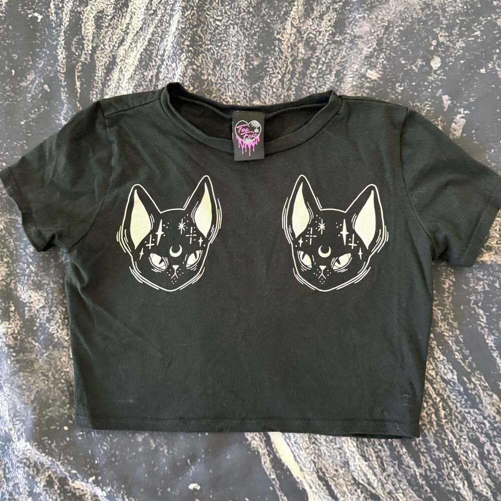 Too Fast Clothing Goth Celestial Cat Graphic Print Crop Top